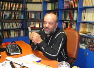 İlahiyatçı Yazar İhsan Eliaçık ile “İslamiyette Kurban”