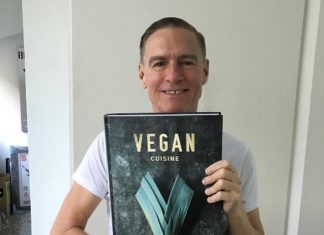 Rock Yıldızı Bryan Adams 320 Bin Takipçisine “Vegan Ol” Mesajı Yayınladı