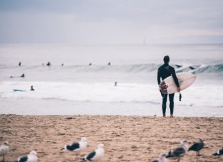 Dünya Şampiyonu Sörfçü Kelly Slater Vegan Olduğunu Açıkladı